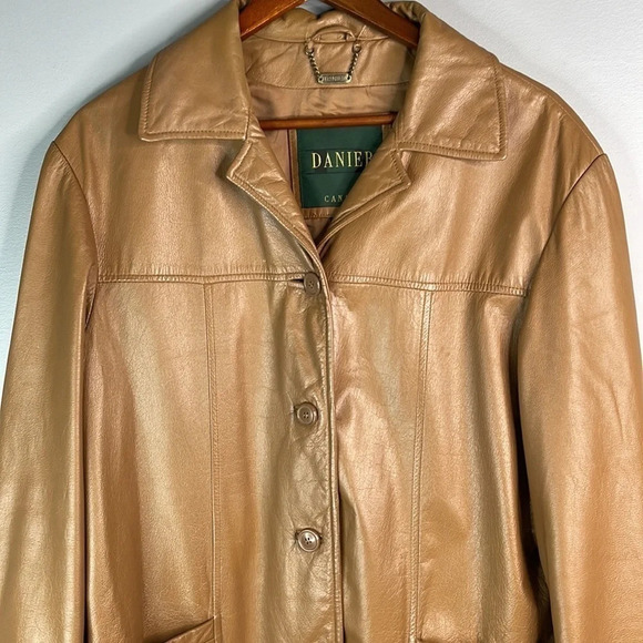 VINTAGE Y2K Danier Canada Camel Brown Leather Jacket Button Front Pockets 10 - Picture 3 of 12